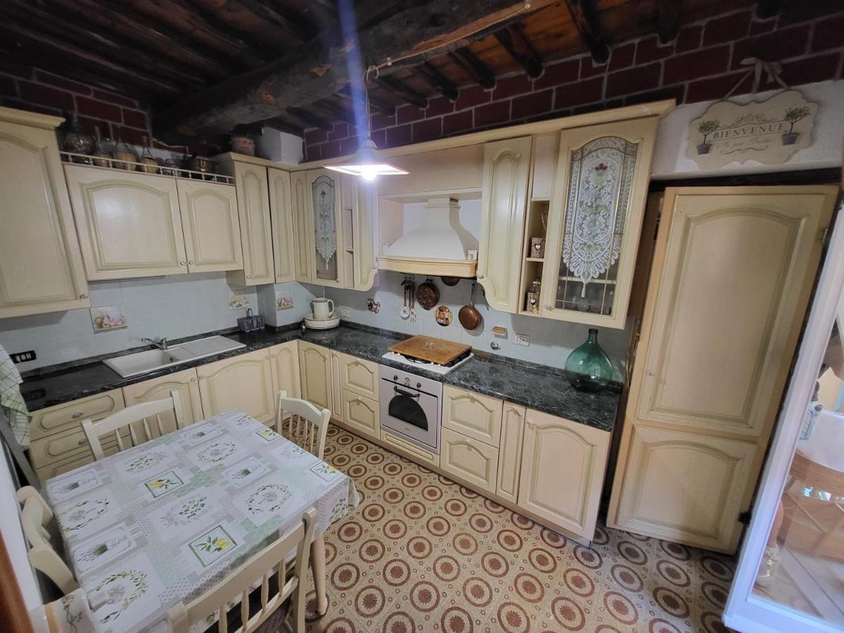 Varazze Suite Endless Sea Bagian luar foto